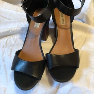 Steve Madden Estoria Black Sandal